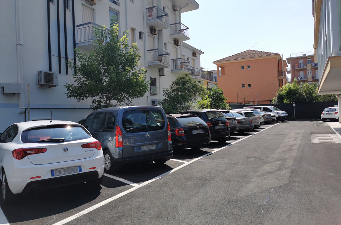 media.Servizi_Parcheggio_HotelSandra_RivazzurraRimini